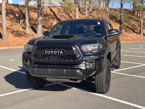 Used 2018 Toyota Tacoma TRD Pro image 3