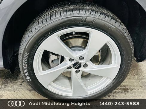 Certified 2025 Audi Q5 Premium Plus w/ Premium Plus AWD/4WD image 33