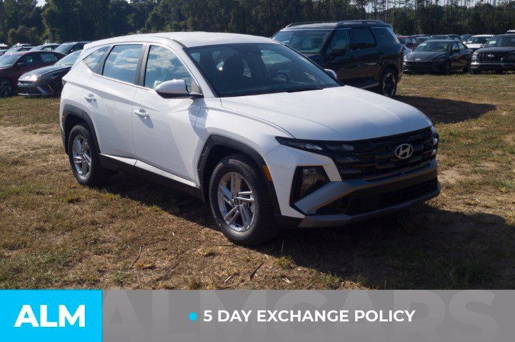 Certified 2026 Hyundai Tucson SE FWD image 3