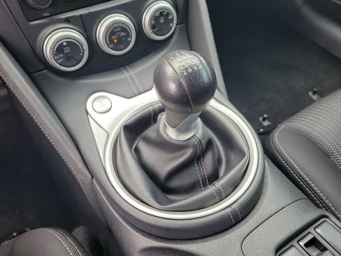 Certified 2019 Nissan 370Z Coupe RWD image 20