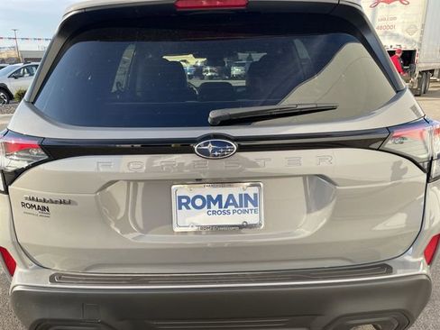 Used 2026 Subaru Forester Premium image 4