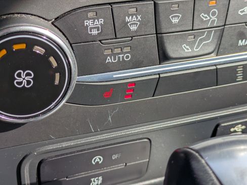 Certified 2019 Ford EcoSport SE w/ SE Convenience Package image 27