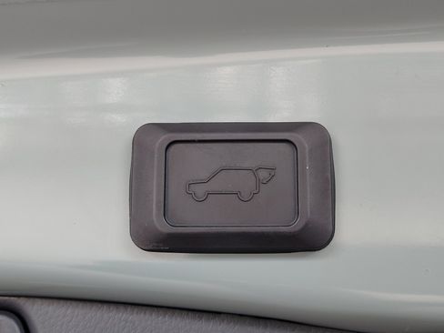 Used 2023 Toyota RAV4 XLE w/ Convenience Package FWD image 30