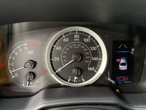 Used 2020 Toyota Corolla LE image 13