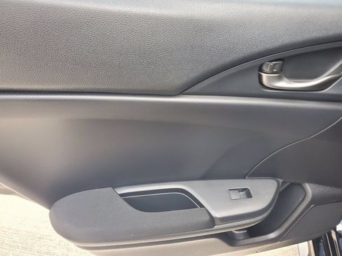 Used 2017 Honda Civic Sport image 13