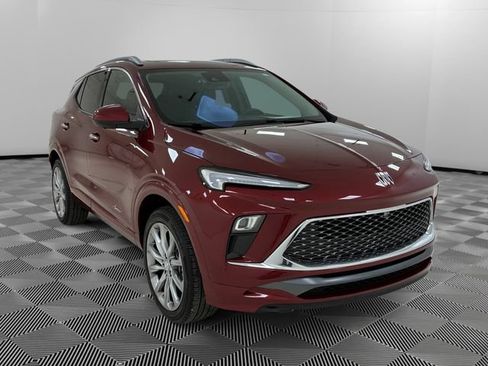 Certified 2025 Buick Encore GX Avenir w/ Avenir Technology Package AWD/4WD image 7