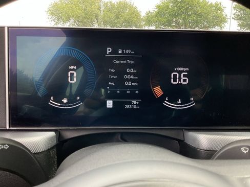 Used 2025 Hyundai Sonata SEL FWD image 37