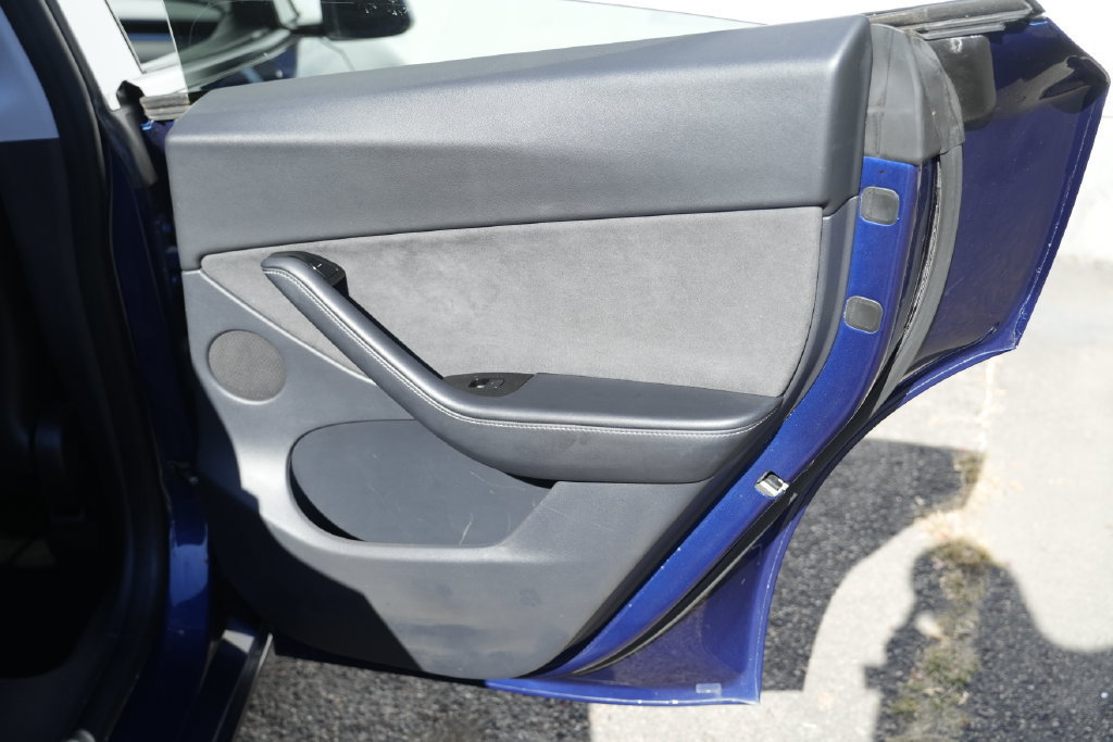 Used 2020 Tesla Model Y Long Range AWD/4WD image 37