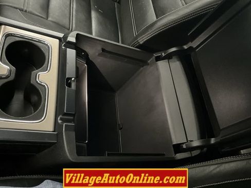 Used 2015 GMC Sierra 1500 Denali w/ Driver Alert Package AWD/4WD image 19