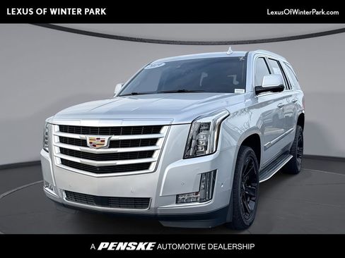 Used 2019 Cadillac Escalade Premium Luxury image 1
