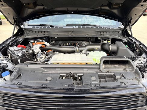 Used 2025 Ford F150 Platinum w/ Equipment Group 702A High AWD/4WD image 47
