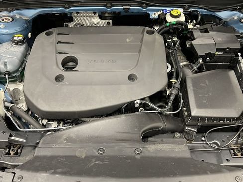 Used 2024 Volvo XC40 B5 Core w/ Protection Package Premier AWD/4WD image 27