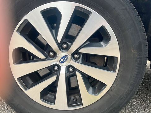 Used 2020 Subaru Outback AWD/4WD image 21