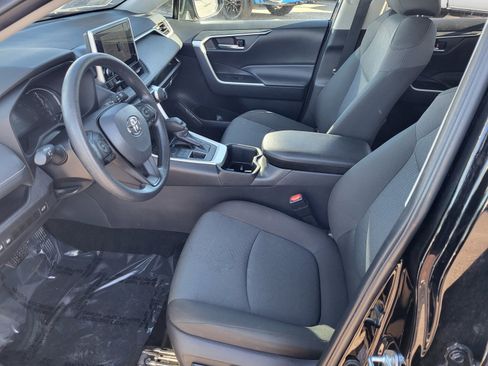 Certified 2025 Toyota RAV4 XLE image 16