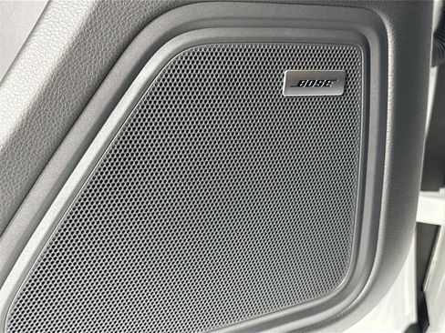 Certified 2026 Porsche Macan S AWD/4WD image 33