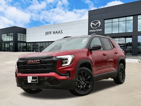 Used 2026 GMC Terrain Elevation w/ Elevation Premium Package image 1