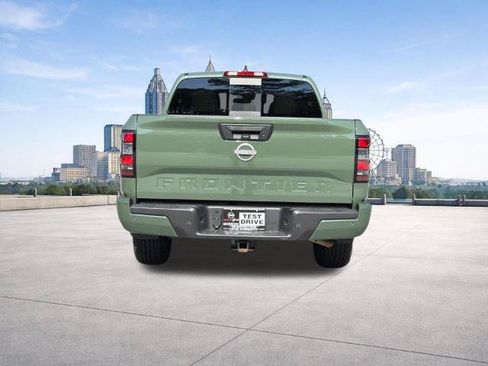 Certified 2025 Nissan Frontier SV w/ SV Convenience Package RWD image 23
