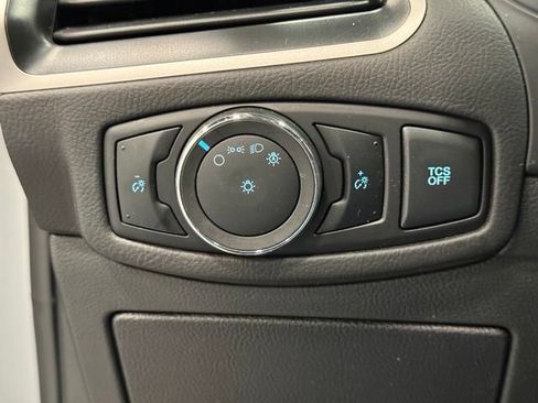 Used 2024 Ford Edge SEL AWD/4WD image 11