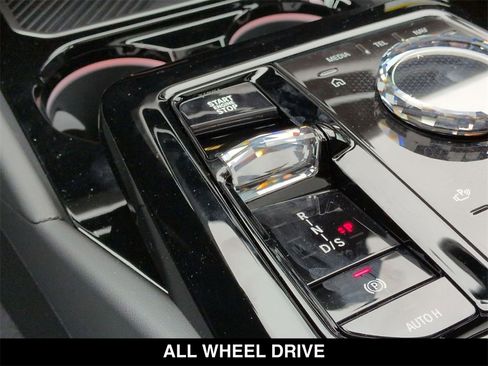 New 2026 BMW 550e xDrive w/ Executive Package image 20