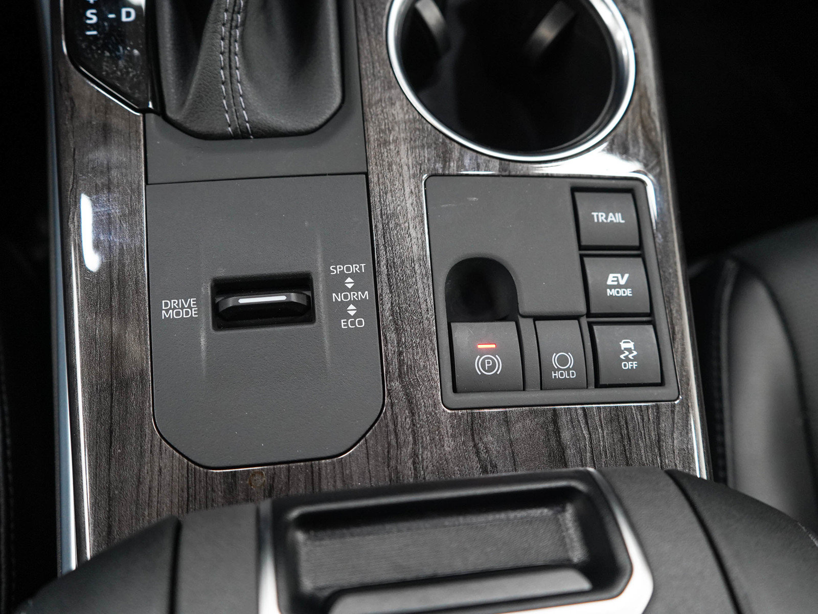 Used 2026 Toyota Highlander Platinum AWD/4WD image 45