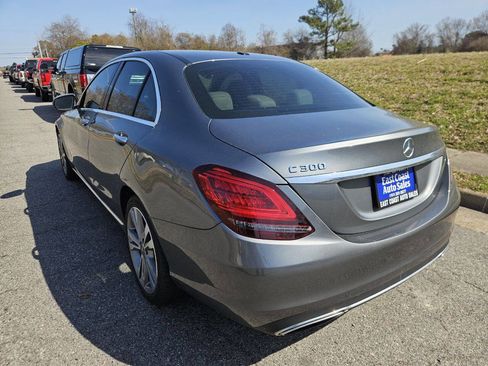 Used 2019 Mercedes-Benz C 300 Sedan image 4