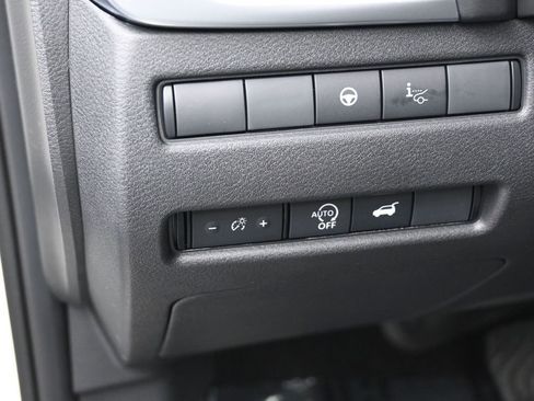 New 2026 Nissan Rogue Platinum w/ Tech Package image 14