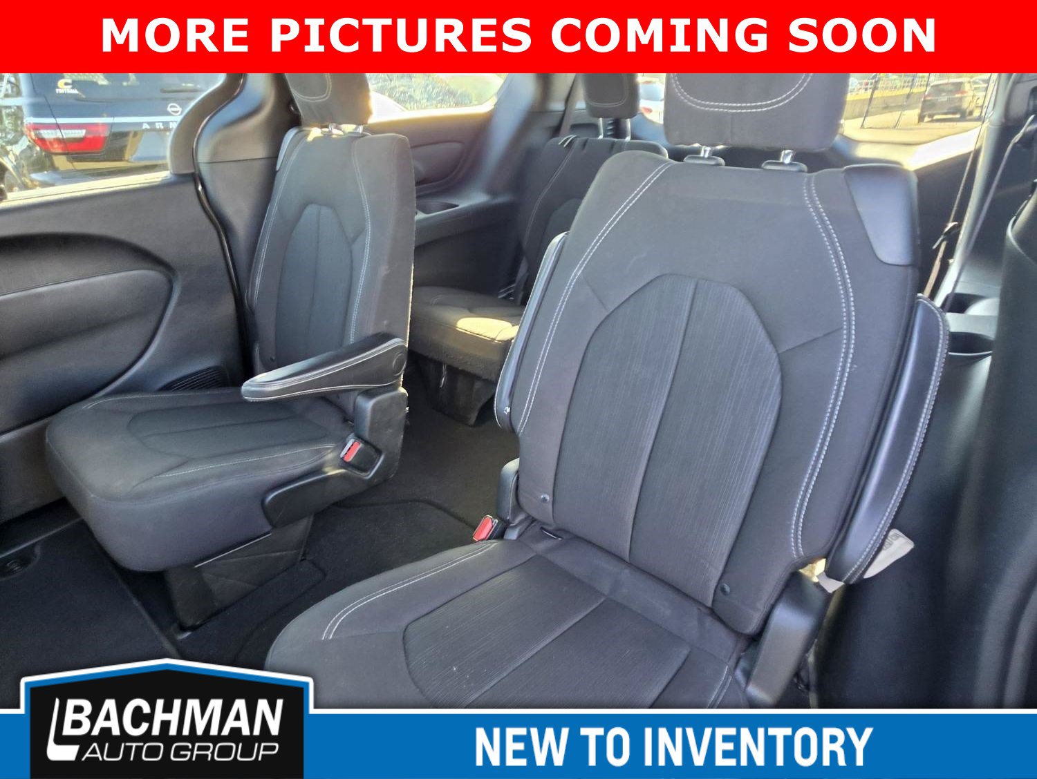 Used 2018 Chrysler Pacifica Touring Plus w/ S Appearance Package FWD image 8