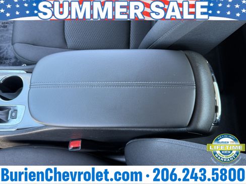 Used 2023 Chevrolet Malibu LT FWD image 18