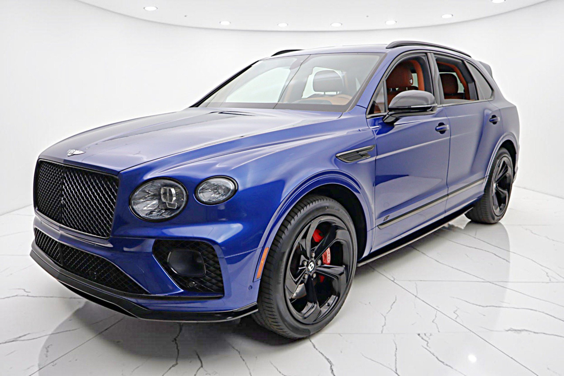 Certified 2022 Bentley Bentayga AWD/4WD image 15