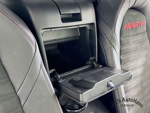 Used 2018 FIAT 124 Spider Abarth w/ Navigation & Sound Group image 31