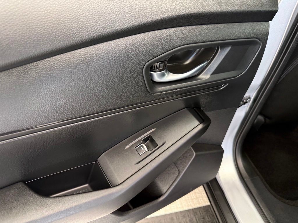 Used 2026 Honda Accord SE image 18