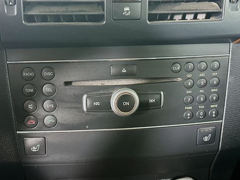 Used 2012 Mercedes-Benz GLK 350 2WD image 23