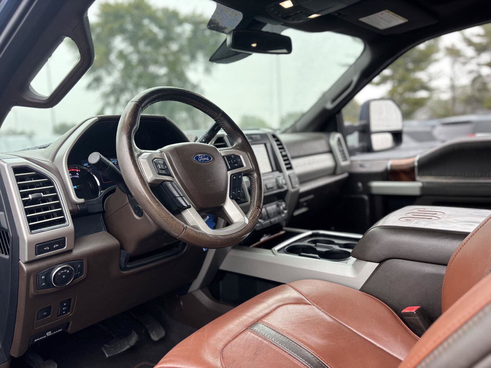 Used 2019 Ford F250 King Ranch w/ King Ranch Ultimate Package AWD/4WD image 12