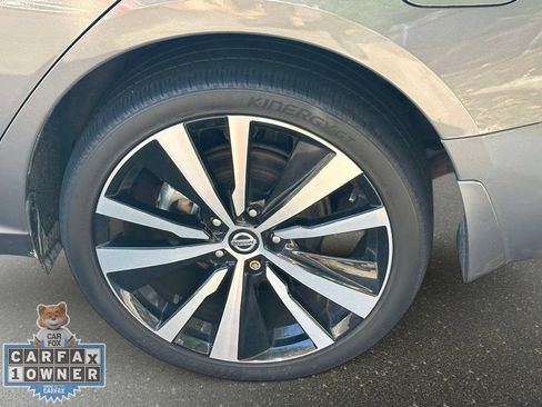 Used 2022 Nissan Altima 2.5 SR AWD/4WD image 10