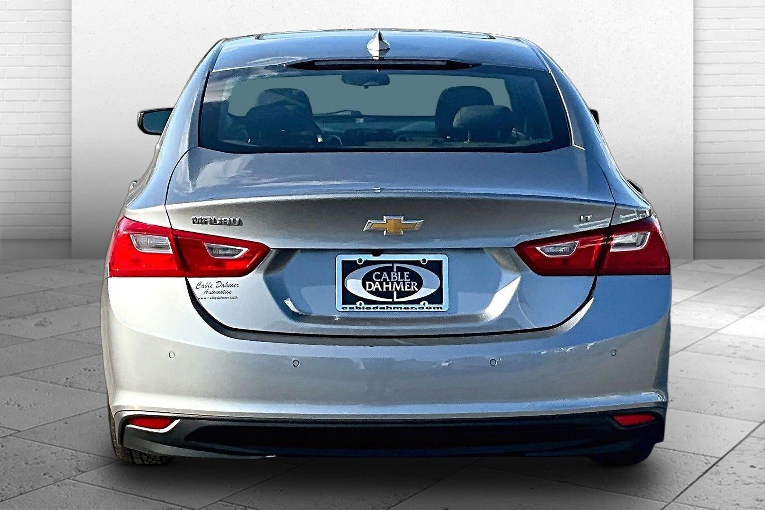 Used 2024 Chevrolet Malibu LT FWD image 3