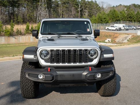 Used 2024 Jeep Wrangler Unlimited Rubicon w/ XTREMEE 35" Tire Package AWD/4WD image 2
