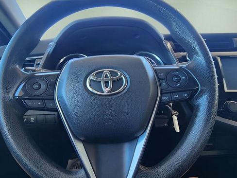 Used 2020 Toyota Camry LE image 23