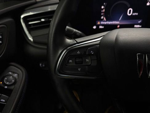 Used 2025 Buick Encore GX Sport Touring image 22