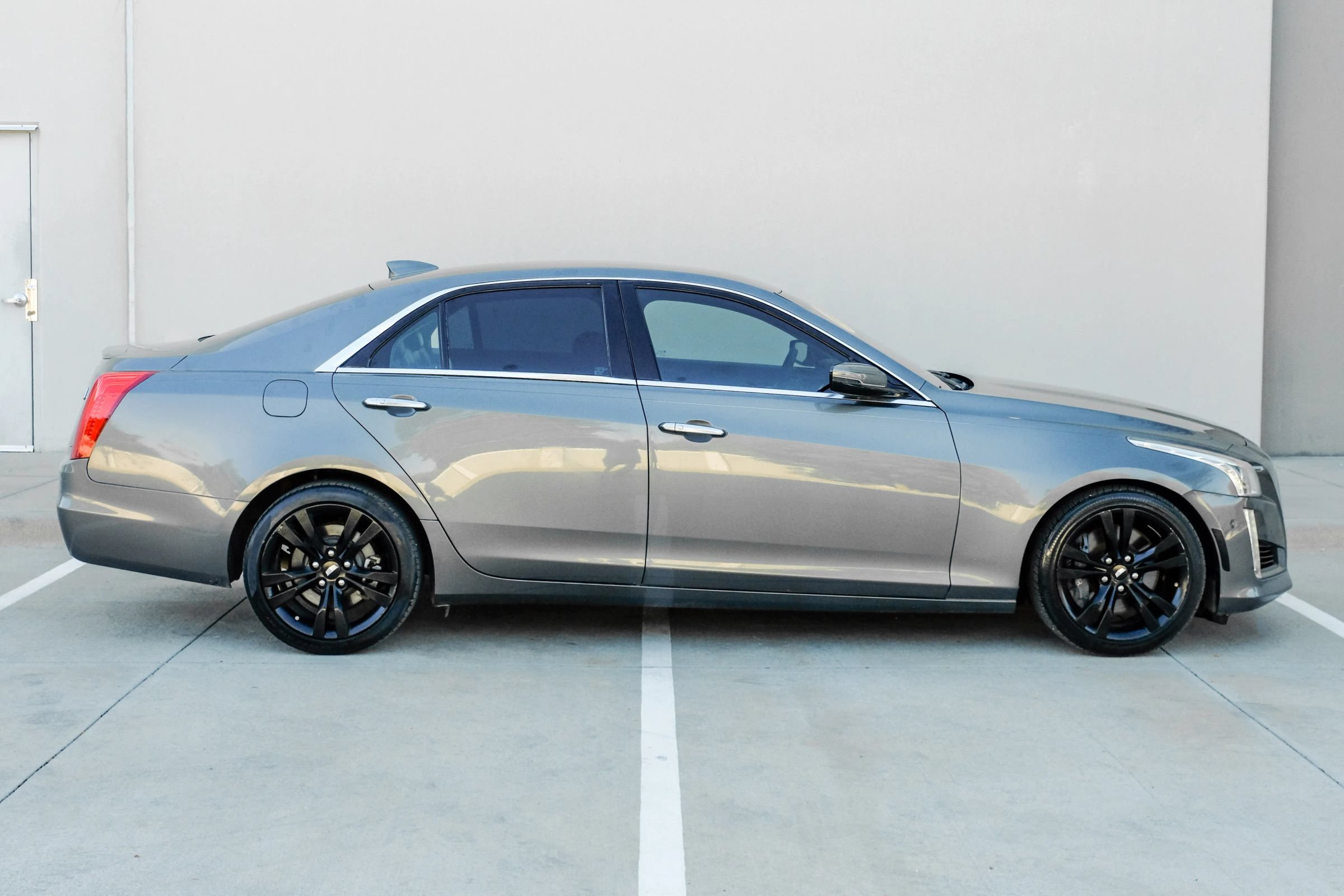 Used 2016 Cadillac CTS Vsport RWD image 9