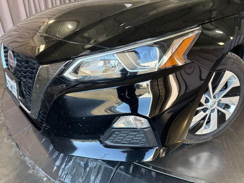 Used 2020 Nissan Altima 2.5 S FWD image 9