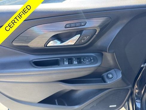 Used 2021 GMC Terrain SLT w/ Infotainment Package II AWD/4WD image 9