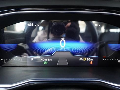 Used 2023 Volkswagen Jetta SE image 11