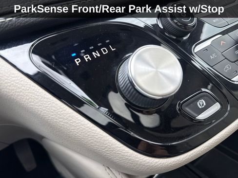 Used 2021 Chrysler Pacifica Limited w/ Premium & Safety Sphere Group AWD/4WD image 26