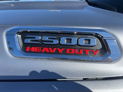 Used 2024 RAM 2500 Laramie AWD/4WD image 20