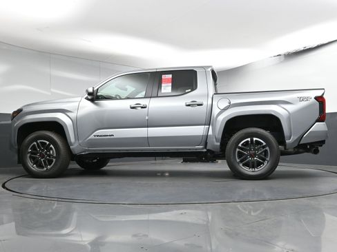 New 2025 Toyota Tacoma TRD Sport image 27