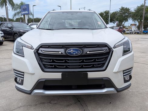 Certified 2022 Subaru Forester Touring AWD/4WD image 8
