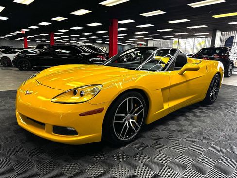 Used 2007 Chevrolet Corvette Convertible w/ Preferred Equipment Group image 9