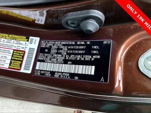 Used 2022 Toyota Sienna LE w/ LE Plus Package image 33