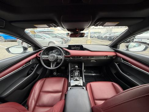 Used 2023 MAZDA MAZDA3 Hatchback w/Premium Plus Pkg image 21