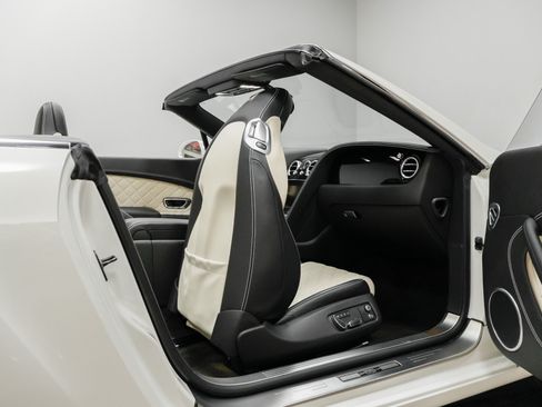 Used 2016 Bentley Continental GT AWD/4WD image 39